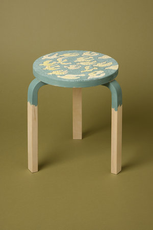 ELLE SHOP】エル・デコ ショップ限定！ 皆川 明さんが絵を描いた8脚の