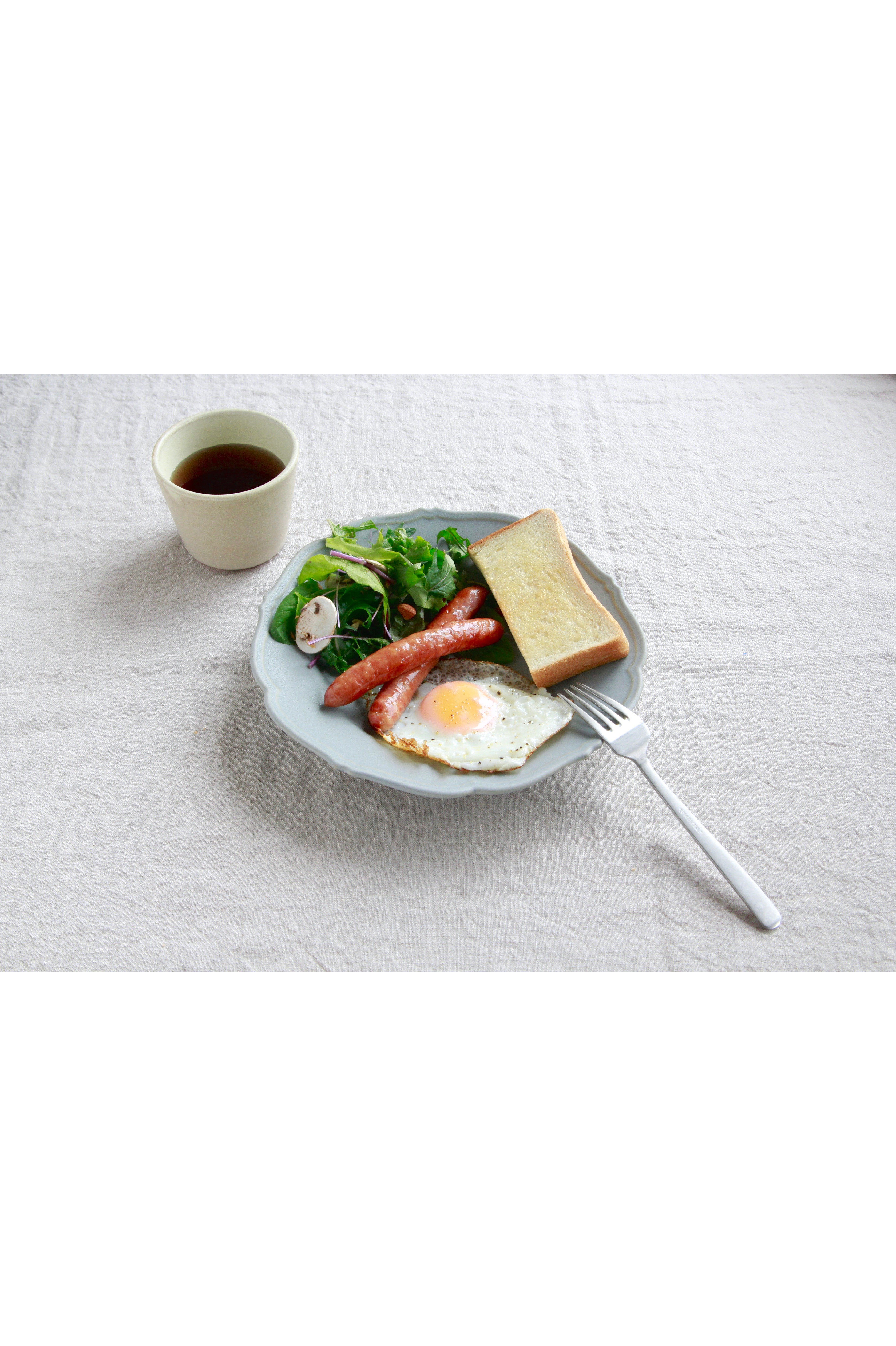 Awabi ware(あわびウェア)｜輪花皿 M/アイボリー の通販｜ELLESHOP