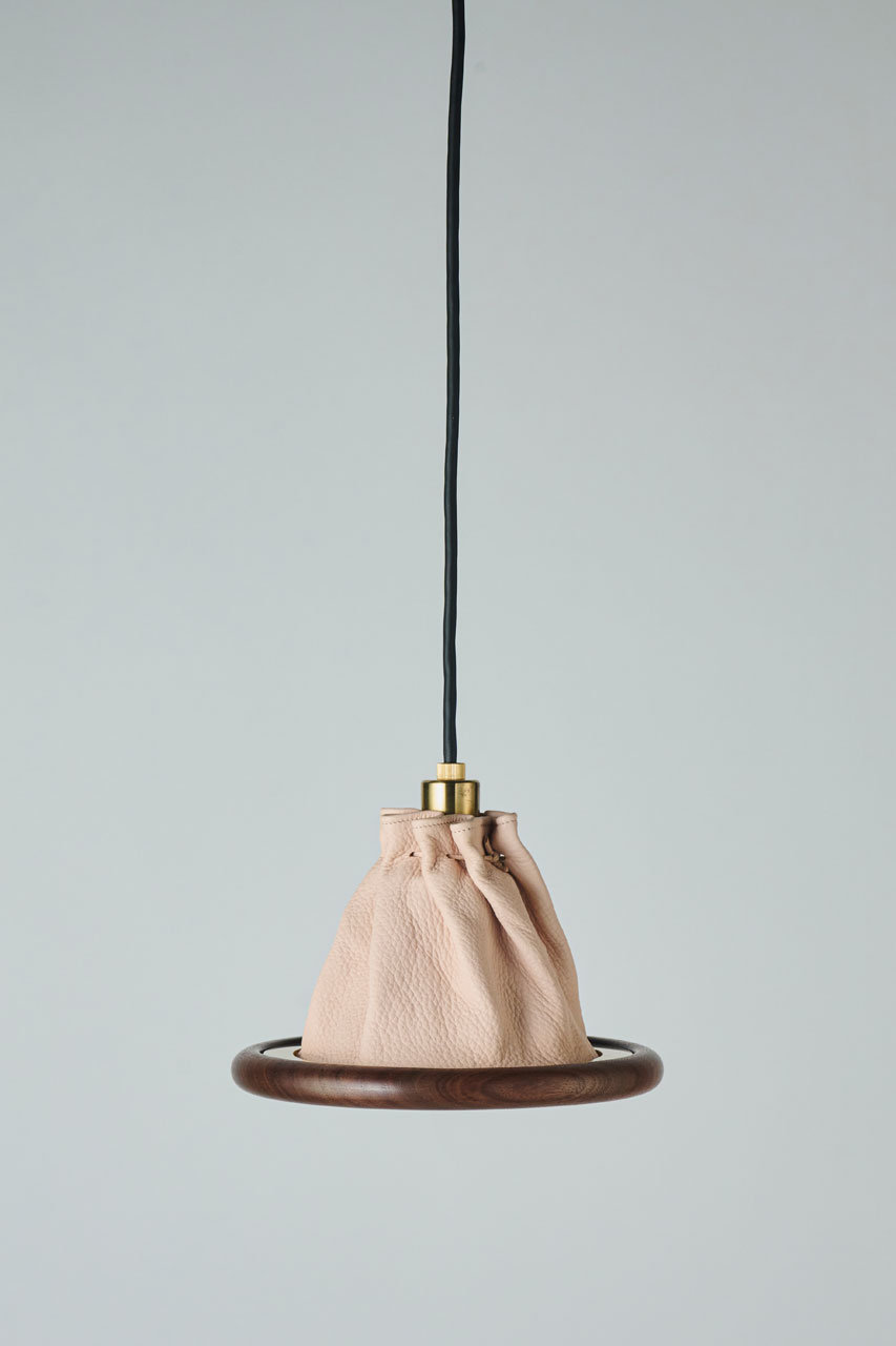 ニュークラシックライトフィールド/NEW CLASSIC LIGHT FIELDのRAUSU PENDANT LIGHT(ナチュラルレザー/-)