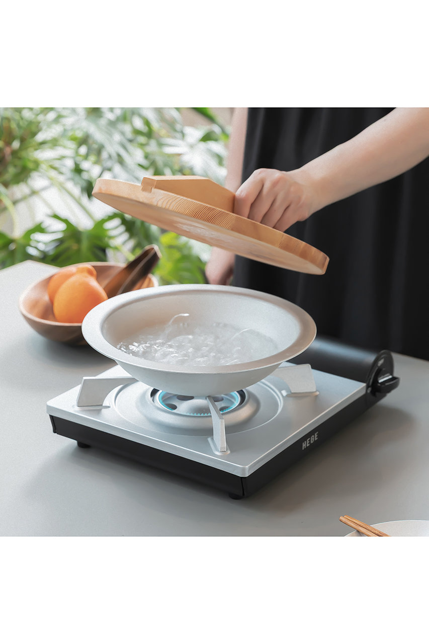 値下げ！未使用新品！HEGE 直径250直火鍋木蓋付きセットブラック パンフ付き φ250直火鍋 1.0（木蓋付） | HEGE