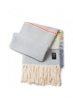 Bunad Blanket マルチカラー【メーカー取り寄せ】