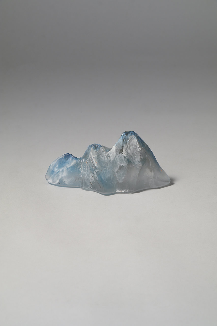 Tomoe Adachi(アダチ トモエ)｜【安達知江】氷山/A の通販｜ELLESHOP