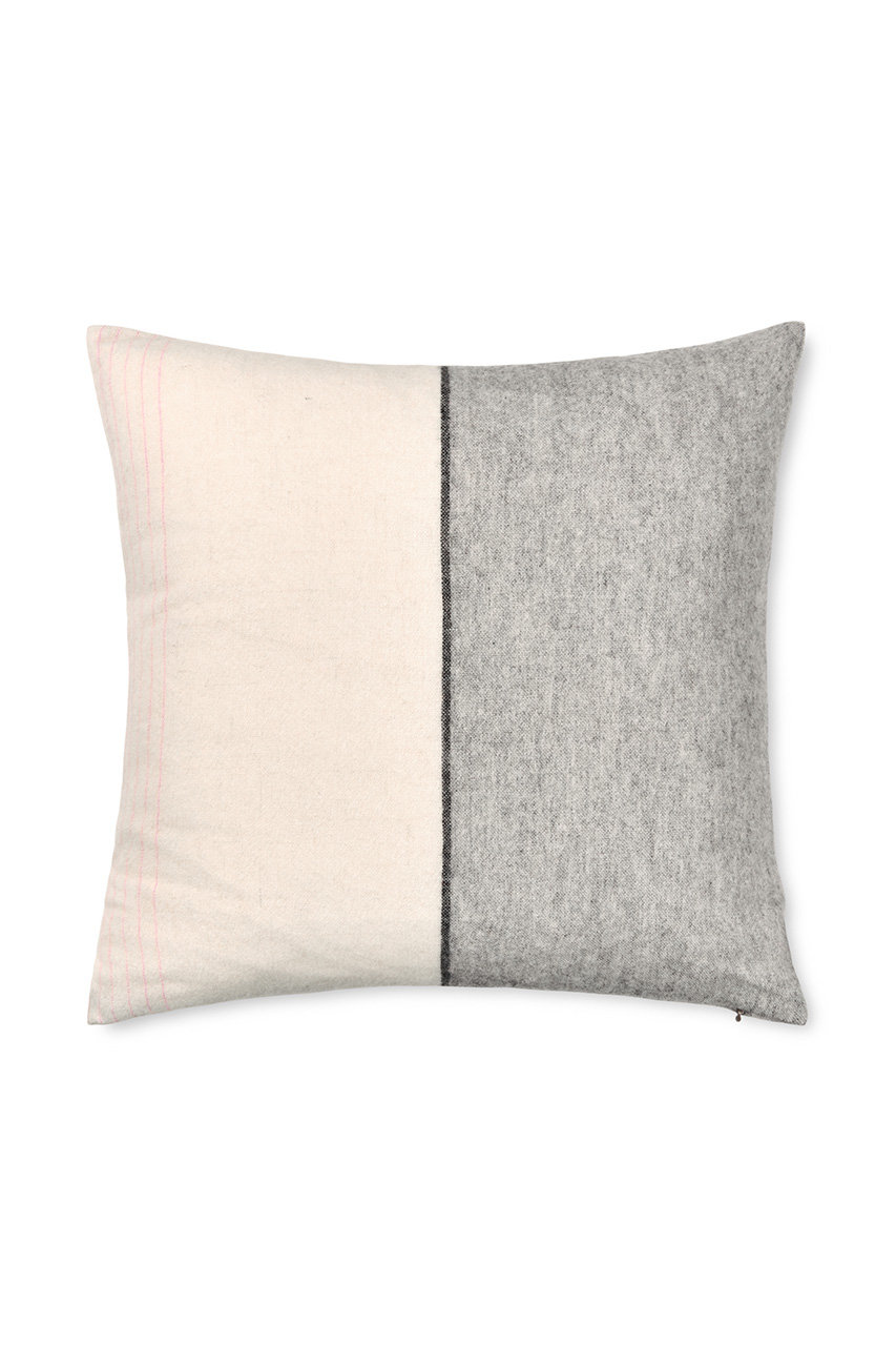 エルヴァン デンマーク/elvang DenmarkのCarte Postale クッションカバー 50×50cm by Inga Sempe(ホワイト／グレー／ピンク/96005)