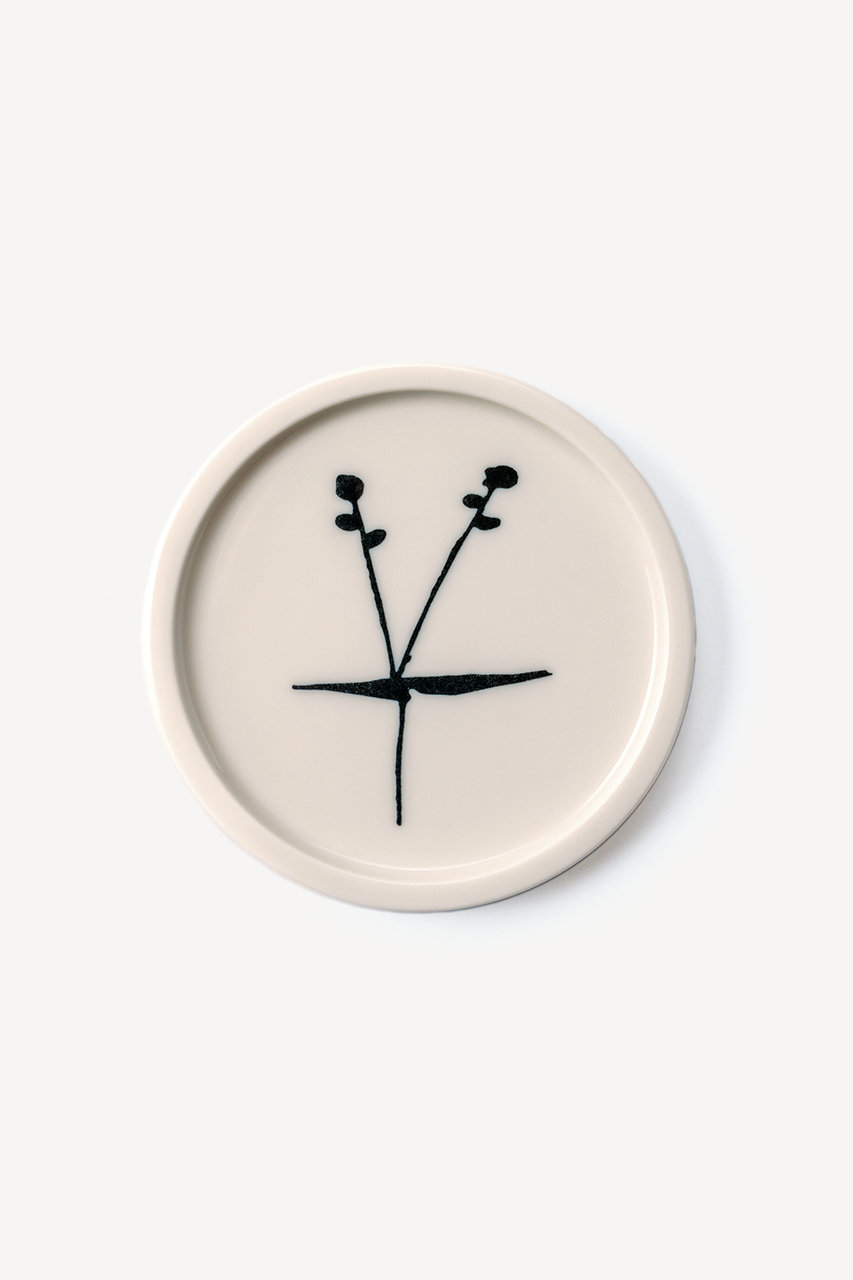 ムスタキビ/MustakiviのPIKKU小皿(SOBANOHANA/4589759851454)